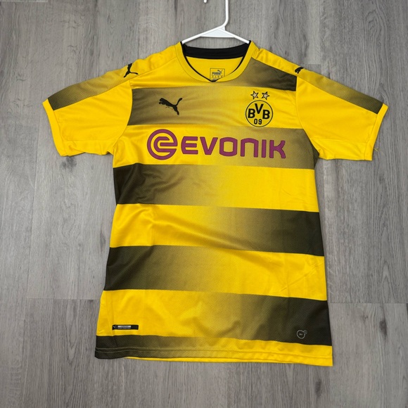 Puma Borussia Dortmund Soccer Jersey size medium - Picture 1 of 2